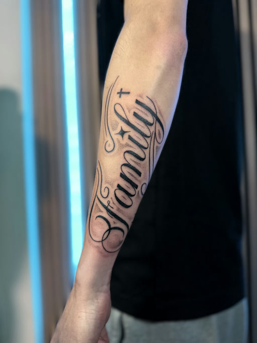 Tatouage par Palacink_ — Blackwork à Poitiers